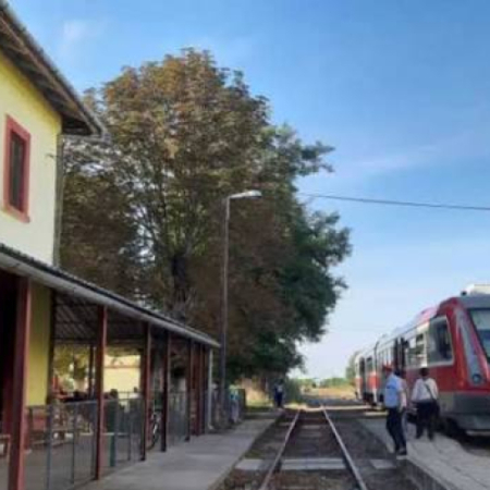 ЗАУСТАВЉЕН ПУТНИЧКИ САОБРАЋАЈ ПРЕМА НОВОМ САДУ „ИЗ БЕЗБЕДНОСНИХ РАЗЛОГА“