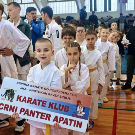 АПАТИНСКИ КАРАТИСТИ ОСВОЈИЛИ 11 МЕДАЉА НА ТАКМИЧЕЊУ У ЋИЋЕВЦУ