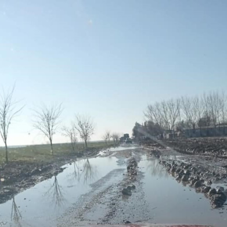 САНАЦИЈА ПУТА КА РИБАРЕВУ ЧИМ ДОЗВОЛЕ ВРЕМЕНСКИ УСЛОВИ, ОБЕЋАЛА ПРЕДСЕДНИЦА ОПШТИНЕ