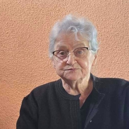 БАКИ СМИЉИ (83) СУДСКА ИЗВРШИТЕЉКА БЛОКИРАЛА РАЧУН ЗБОГ ТУЂЕ ГРЕШКЕ: “ДОКАЖИ ДА ТИ НИСИ ТИ!”