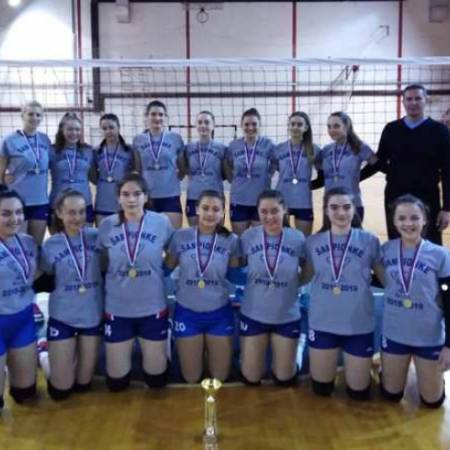 ОДБОЈКАШИЦЕ BOOM VOLLEYA И ЗВАНИЧНО ШАМПИОНКЕ