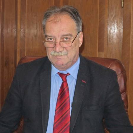 ВАСКРШЊА ЧЕСТИТКА ПРЕДСЕДСЕДНИКА ОПШТИНЕ АПАТИН МИЛАНА ШКРБИЋА