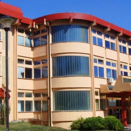 ЗБОГ САОБРАЋАЈНЕ НЕСРЕЋЕ, ОДЛОЖЕНО МАТУРСКО ВЕЧЕ ОСНОВАЦА