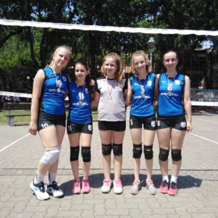 ОДБОЈКАШИЦЕ АПАТИНА И ПРИГРЕВИЦЕ НА ТУРНИРУ У ОЏАЦИМА И КАРАВУКОВУ