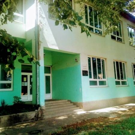 ЗБОГ СУМЊЕ НА ДЕЧЈУ ПОРНОГРАФИЈУ, УХАПШЕН НАСТАВНИК СТЕВО МЕДИЋ