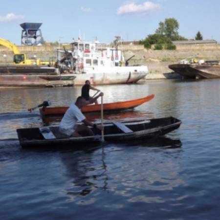У ПЕТАК ТРАДИЦИОНАЛНА ПЕТНАЕСТА ТРКА ЧАМАЦА НА ВЕСЛО
