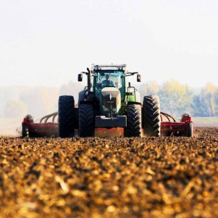 ЈАВНИ ПОЗИВ ЗА ДАВАЊЕ У ЗАКУП ПОЉОПРИВРЕДНОГ ЗЕМЉИШТА