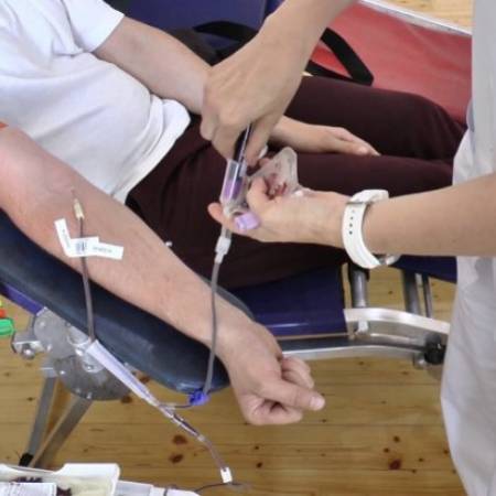 СУТРА У АПАТИНУ АКЦИЈА ДОБРОВОЉНОГ ДАВАЊА КРВИ