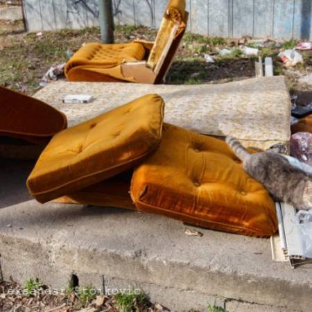 ЈКП „НАШ ДОМ“ ОД ПОНЕДЕЉКА ОРГАНИЗУЈЕ ОДВОЗ КАБАСТОГ ОТПАДА 