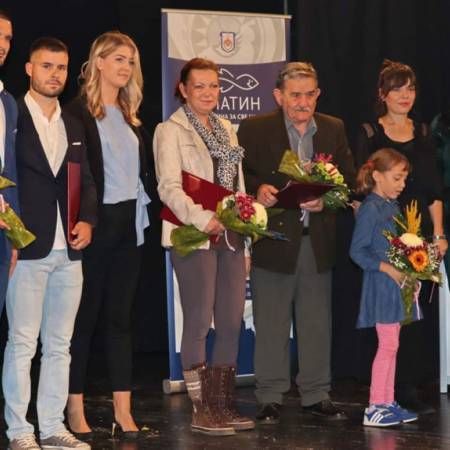 ШТА СВЕ НИСМО ПРОЧИТАЛИ О ДОБИТНИЦИМА „ОКТОБАРСКИХ НАГРАДА“