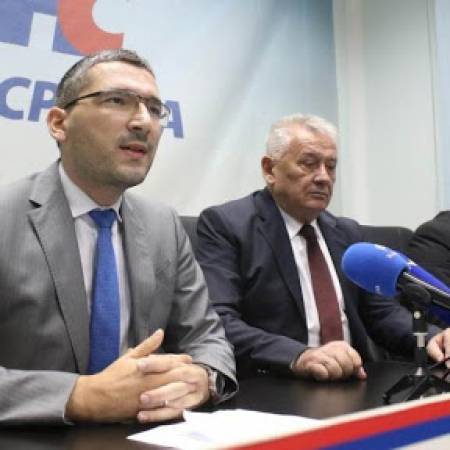 ВЕЛИКА ТРИБИНА НАРОДНОГ БЛОКА У СОМБОРСКОМ НАРОДНОМ ПОЗОРИШТУ