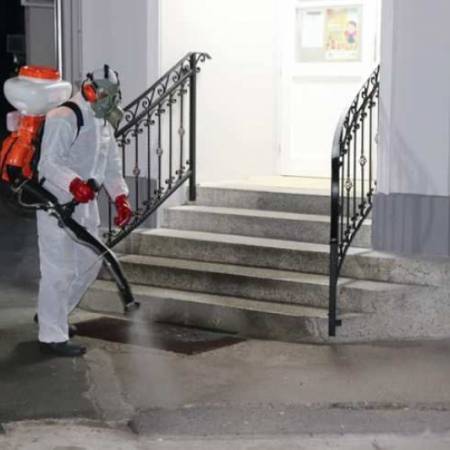 ЈКП „НАШ ДОМ“ ПОЧЕО СА ДЕЗИНФЕКЦИЈОМ ЈАВНИХ ПОВРШИНА