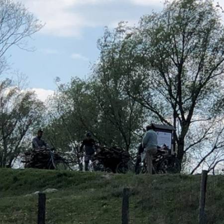 УЗ СВУ МУКУ, ПОРОДИЦУ ЕРОР СУСТИГЛА ЈОШ И ОВА: МИГРАНТИ ИМ НАПРАВИЛИ „ЛОГОР“ ИЗА КУЋЕ