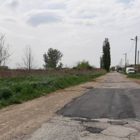 ДЕЛИМИЧНО САНИРАН ПУТ КА ДЕПОНИЈИ, ДВЕ РУПЕ, ЈЕДНА ЗАКРПА – У ПРОСЕКУ