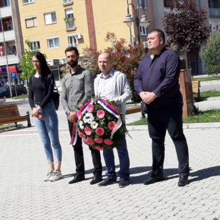 У АПАТИНУ И ПРИГРЕВИЦИ ОБЕЛЕЖЕН ДАН ПОБЕДЕ НАД ФАШИЗМОМ