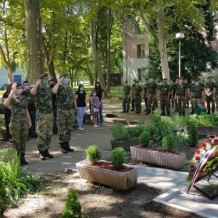 ПОСТАВЉЕНА СПОМЕН ПЛОЧА СТАРИЈЕМ ВОДНИКУ НЕНАДУ БАШИЋУ ПАЛКОВИЋУ