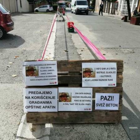 РАДНА АКЦИЈА УГ „БЕЗ СТРАХА“: ИЗБЕТОНИРАЛИ ПРИЛАЗ ПАРКИНГУ КОД „РУЖЕ РУМЕНЕ“