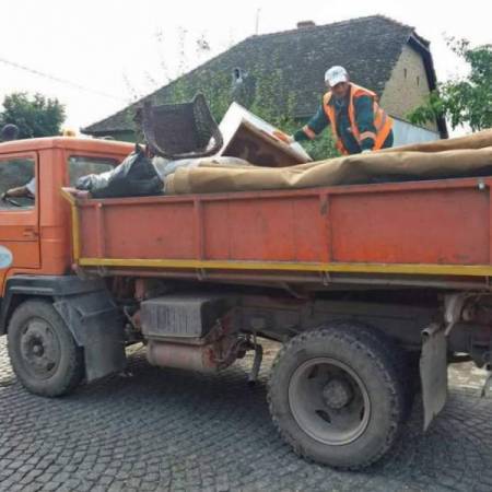 АКЦИЈА - ОДВОЗ КАБАСТОГ ОТПАДА ИЗ ДОМАЋИНСТАВА