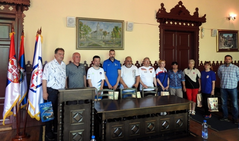 Градоначелник Апатина примио представнике куглашких репрезентација учесница Европског првенства