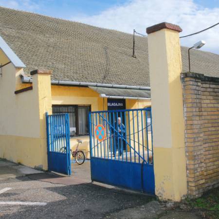 „НАШ ДОМ“ ПОЧАСТИО НАЈВЕЋЕ ДУЖНИКЕ ОТПИСОМ ПОЛОВИНЕ ДУГА