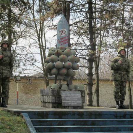 НА СОМБОРСКОМ АЕРОДРОМУ ОБЕЛЕЖЕН ДАН ПОЧЕТКА НАТО БОМБАРДОВАЊА