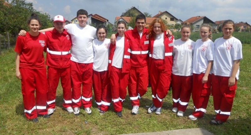 Активисти Црвеног крста одржали радионицу о првој помоћи за учеснике кампа 