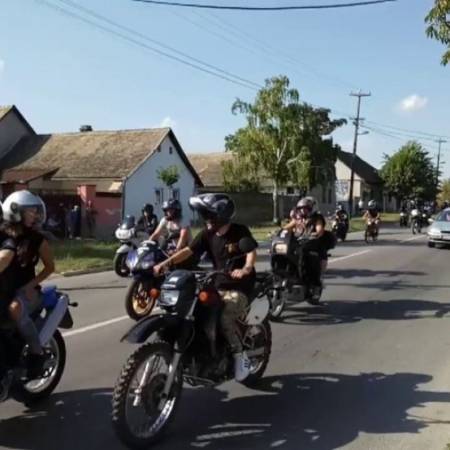 ПОЧИЊЕ БАЈКЕРСКИ ВИКЕНД У АПАТИНУ