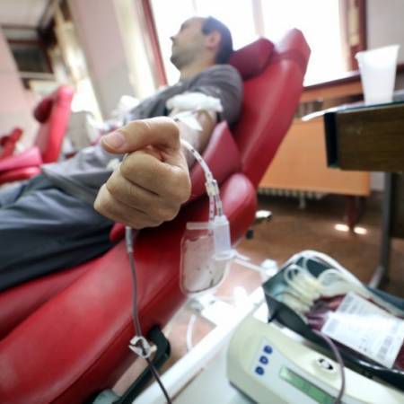 У ПЕТАК АКЦИЈА ДОБРОВОЉНОГ ДАВАЊА КРВИ У АПАТИНУ