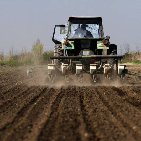 ПОКРАЈИНСКИ ФОНД ЗА РАЗВОЈ ПОЉОПРИВРЕДЕ РАСПИСАО 11 КОНКУРСА