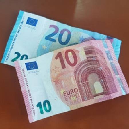 ДАНАС ПОЧИЊЕ ИСПЛАТА ОД 30 ЕВРА, ПРВО ПЕНЗИОНЕРИМА ПОТОМ СВИМА ОСТАЛИМА