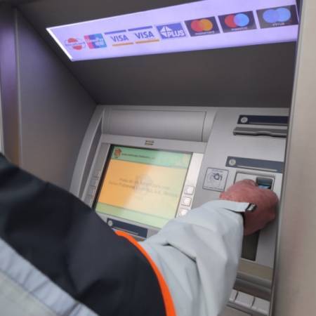 ПОЧЕЛА ИСПЛАТА СОЦИЈАЛНИХ ДАВАЊА