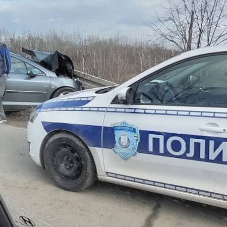 УДЕС КОД БЕЛЕ ЛОЗЕ, ВОЗИЛА СЕ ПРОПУШТАЈУ НАИЗМЕНИЧНО