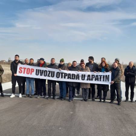 КАРАВАН КОАЛИЦИЈЕ „МОРАМО“ У АПАТИНУ: СТОП УВОЗУ ОТПАДА У АПАТИН