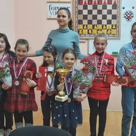 ДАНАС У АПАТИНУ ОДРЖАН ОСМОМАРТОВСКИ ШАХОВСКИ ТУРНИР ЗА ДАМЕ