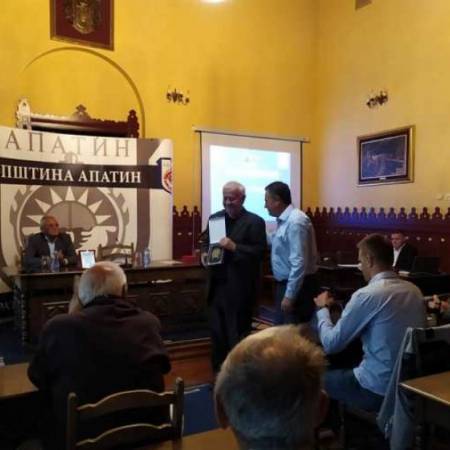 У СРЕДУ У ВЕЛИКОЈ САЛИ СО АПАТИН, ТРИБИНА ПОВОДОМ НАТО АГРЕСИЈЕ НА СРЈ