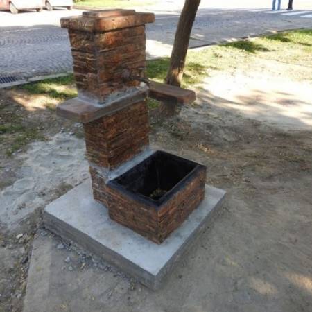 МЗ Пригревица поставила две јавне чесме у селу