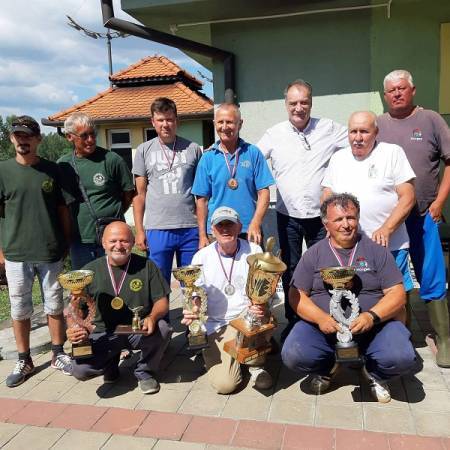 АПАТИНСКИ УСР „БУЦОВ“ ЕКИПНИ ПОБЕДНИК ТАКМИЧЕЊА „ЗЛАТНА РИБИЦА“