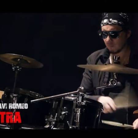 “ВАТРА” - НОВА ПЕСМА БЕНДА “ПРЉАВИ РОМЕО”