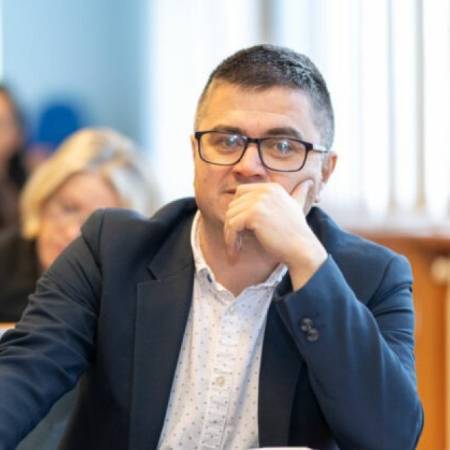 МИЛАН УЗЕЛАЦ: НА МАЊИНСКИМ ИЗБОРИМА У ЛИЦИ ГЛАСАЛО 20 ОДСТО УПИСАНИХ СРБА