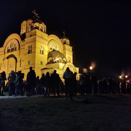 РАСПОРЕД БОГОСЛУЖЕЊА ЗА БОЖИЋНЕ ПРАЗНИКЕ