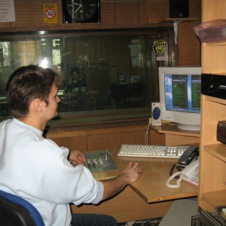 ВЕЛИКИ КАД ЈЕ БИЛО НАЈТЕЖЕ: РАДИО АПАТИН И НАТО БОМБАРДОВАЊЕ