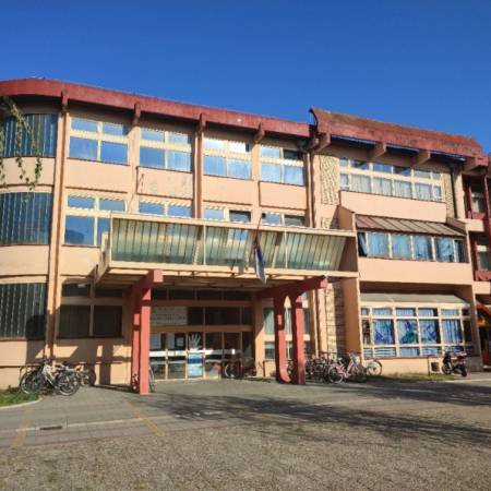 ПРИКУПЉАЊЕ ДОКУМЕНТАЦИЈЕ ЗА БЕСПЛАТНЕ УЏБЕНИКЕ ЗА УЧЕНИКЕ ОСНОВНИХ ШКОЛА