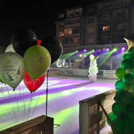 Отворено клизалиште на Тргу Николе Тесле