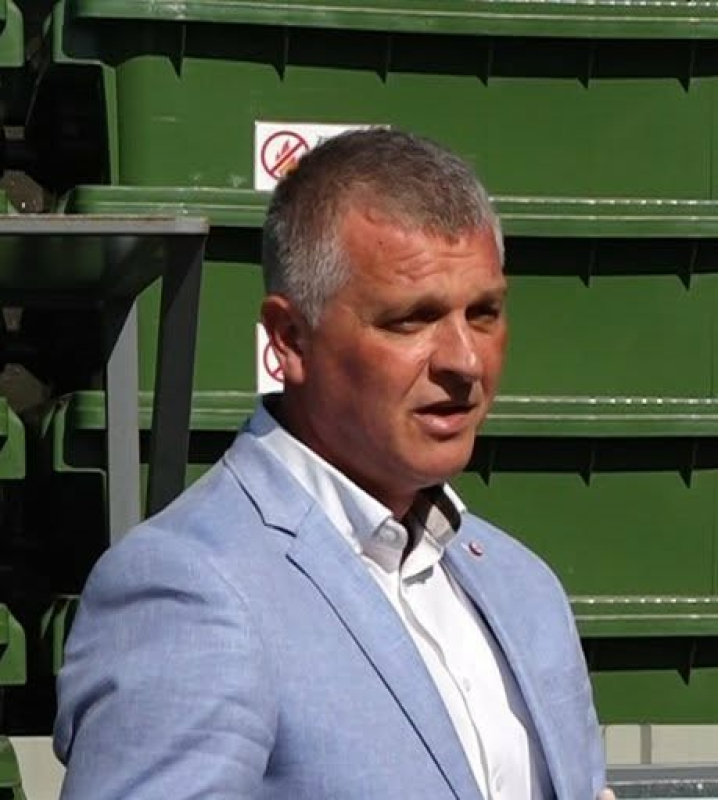 ВД ДИРЕКТОРА ТЕХНИЧКЕ ШКОЛЕ, ДУШКО СЕКУЛИЋ, ПОДНЕО НЕОПОЗИВУ ОСТАВКУ И ПОВУКАО КАНДИДАТУРУ ЗА МЕСТО ДИРЕКТОРА