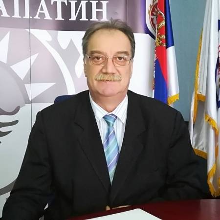 ПРЕДСЕДНИК ОПШТИНЕ АПАТИН ЧЕСТИТАО ВАСКРС