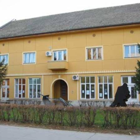 KOНКУРС ЗА САМОСТАЛНУ ИЗЛОЖБУ АМАТЕРА У ГАЛЕРИЈИ МЕАНДЕР