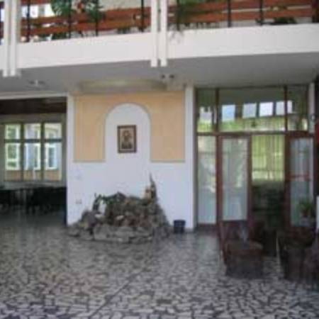 ВЕЧЕРАС СВЕЧАНА ДОДЕЛА ДИПЛОМА МАТУРАНТИМА ГИМНАЗИЈЕ У АПАТИНУ