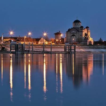 РАСПОРЕД БОГОСЛУЖЕЊА ТОКОМ БОЖИЋНИХ ПРАЗНИКА