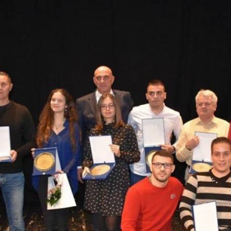 ПРОГЛАШЕНИ НАЈБОЉИ СПОРТИСТИ ОПШТИНЕ АПАТИН 