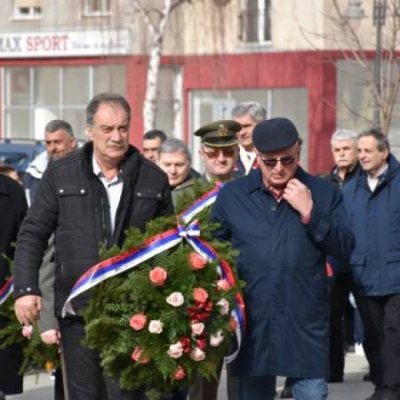 ДАН ДРЖАВНОСТИ У АПАТИНУ ОБЕЛЕЖЕН ДАН РАНИЈЕ